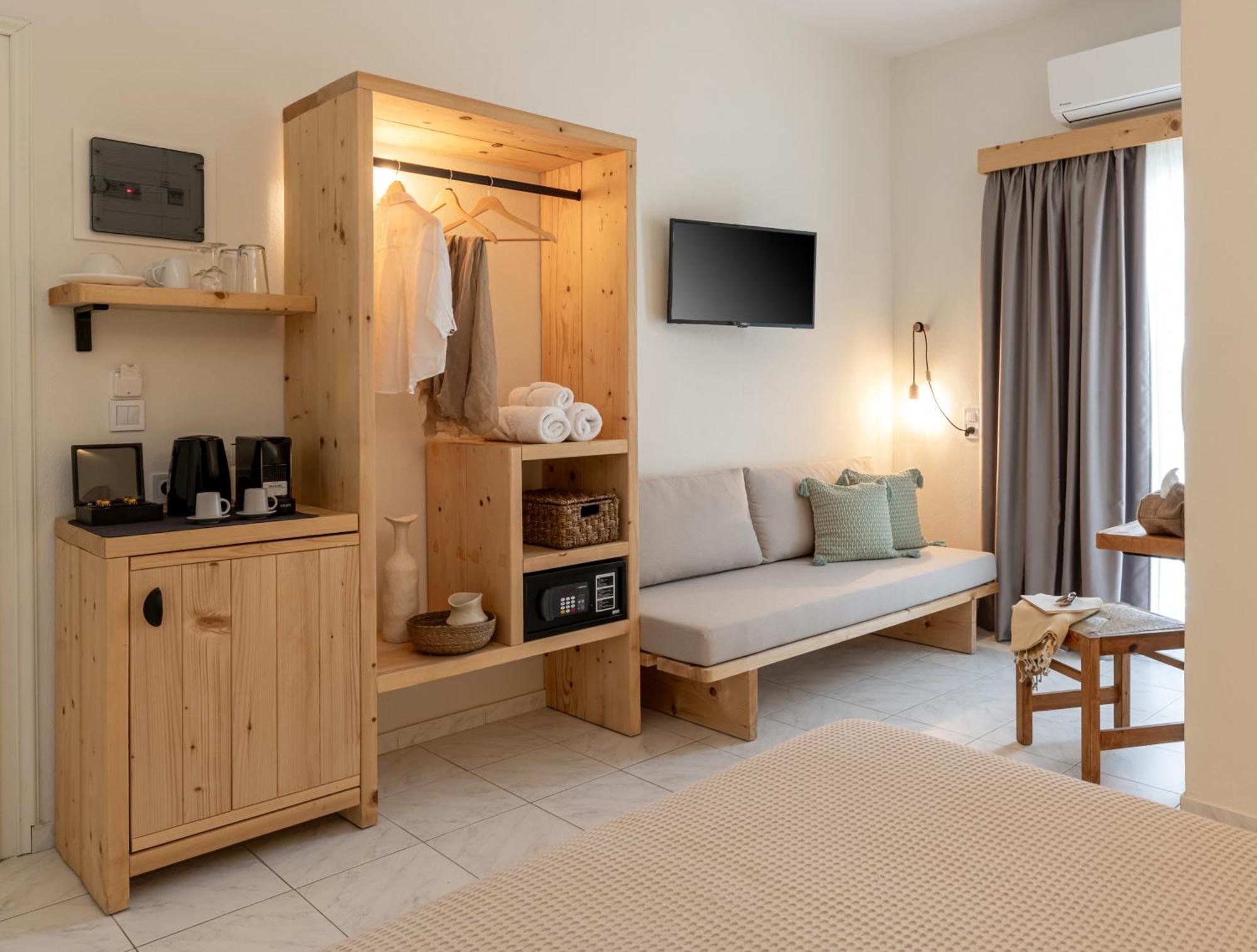 Capella Skiathos, Town Eksteriør bilde